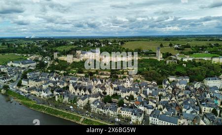 Drone photo Chinon forteresse Royale France Europe Banque D'Images