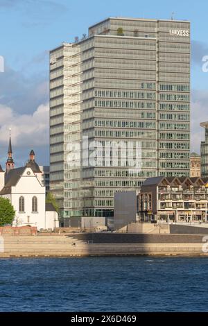 SIÈGE DE LANXESS AG à Cologne-Deutz. Le groupe des produits chimiques spéciaux a été créé en 2004 par le spin-off de Bayer AG. Banque D'Images