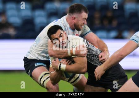 Sydney, Nouvelle-Galles du Sud, Australie. 11 mai 2024. Lachlan Swinton (à gauche) de NSW Waratahs et Tom Wright (à droite) de ACT Brumbies sont vus lors du Super Rugby Pacific match de 2024 entre les NSW Waratahs et ACT Brumbies tenu à l'Allianz Stadium. Score final ; NSW Waratahs 21:29 ACT Brumbies. (Crédit image : © Luis Veniegra/SOPA images via ZUMA Press Wire) USAGE ÉDITORIAL SEULEMENT! Non destiné à UN USAGE commercial ! Banque D'Images