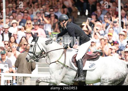 Tom Rowland de Grande-Bretagne avec Dreamliner lors d'un saut d'obstacles au Badminton Horse Trials le 12 mai 2024, Badminton Estate, Royaume-Uni (photo de Maxime David - MXIMD Pictures) Banque D'Images