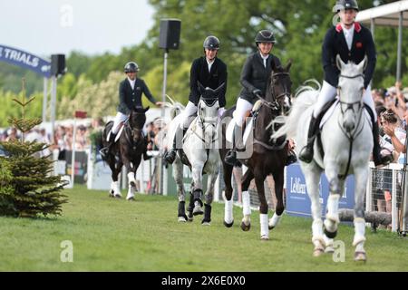 Tom Rowland de Grande-Bretagne avec Dreamliner pendant le tour d'honneur aux Badminton Horse Trials le 12 mai 2024, Badminton Estate, Royaume-Uni (photo de Maxime David - MXIMD Pictures) Banque D'Images