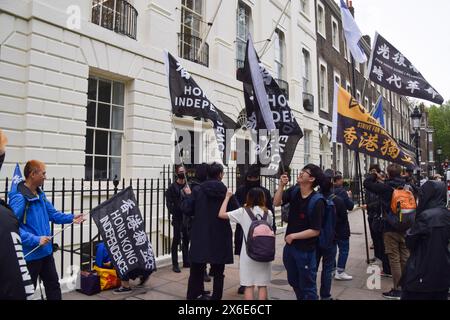 Londres, Royaume-Uni. 14 mai 2024. Les Hong Kongers britanniques et leurs partisans ont organisé une manifestation devant le Bureau économique et commercial de Hong Kong (HKETO) à Londres contre les activités présumées d’espionnage et de répression du gouvernement chinois, après l’arrestation de trois personnes accusées d’espionnage pour Hong Kong. Crédit : Vuk Valcic/Alamy Live News Banque D'Images