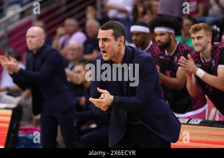 Bonn, Deutschland. 14 mai 2024. Coach Roel Moors (Bonn), Telekom Baskets Bonn vs MHP Riesen Ludwigsburg, easyCredit BBL, Play-In, Bonn, 14.05.2024. Crédit : Juergen Schwarz/Alamy Live News Banque D'Images