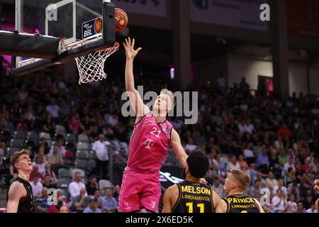 Bonn, Deutschland. 14 mai 2024. Lars Thiemann (Bonn), Telekom Baskets Bonn vs MHP Riesen Ludwigsburg, easyCredit BBL, Play-In, Bonn, 14.05.2024. Crédit : Juergen Schwarz/Alamy Live News Banque D'Images