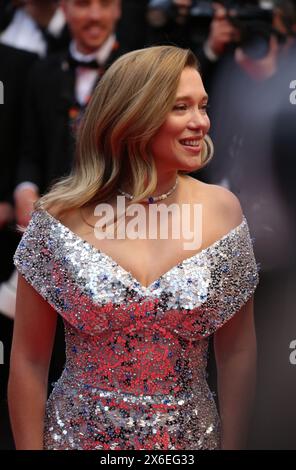 Cannes, France, 14 mai 2024. Léa Seydoux arrive sur le tapis rouge pour la cérémonie d’ouverture et filme le gala du deuxième acte (le deuxième acte) au 77e Festival de Cannes, France. Crédit : Doreen Kennedy/Alamy Live News. Banque D'Images