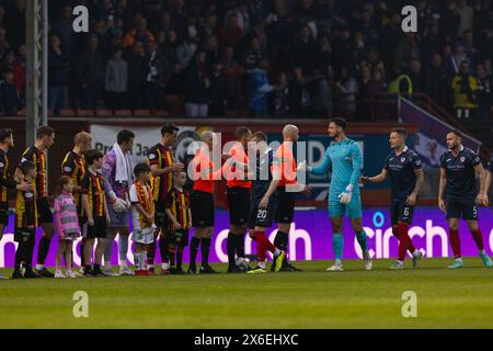 Glasgow, Écosse. 14 mai 2024. Les équipes avant le match Partick Thistle vs Raith Rovers - Scottish Premiership Playoff - demi-finale, 1st Leg Credit : Raymond Davies / Alamy Live News Banque D'Images