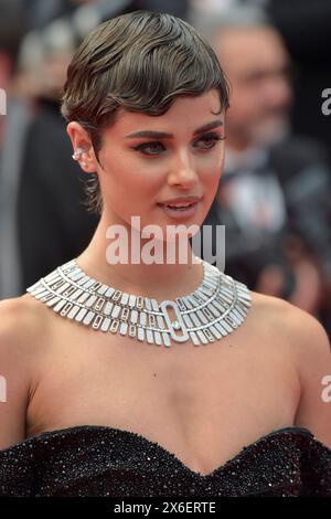 Cannes, France. 14 mai 2024. CANNES, FRANCE - 14 MAI : Taylor Hill assiste au tapis rouge de la cérémonie de projection et d'ouverture de 'le Deuxie`me acte' ('le second acte') au 77e Festival de Cannes au Palais des Festivals le 14 mai 2024 à Cannes, France. Crédit : dpa/Alamy Live News Banque D'Images