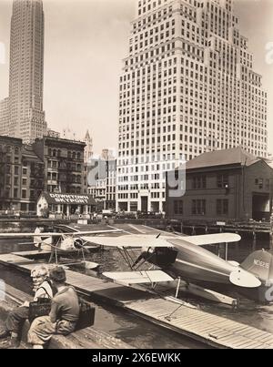 Downtown Skyport, Pier 11, East River, New York City, New York, États-Unis, Berenice Abbott, Federal Art Project, 'Changing New York', août 1936 Banque D'Images