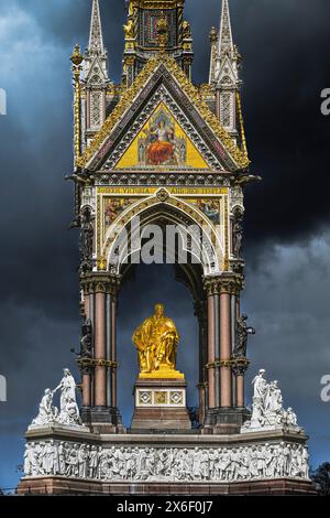Albert Memorial, Kensington Gardens, Londres, Angleterre, U. K Banque D'Images
