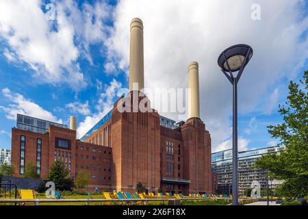 Battersea Power Station, Londres, lundi 29 avril 2024. Photo : David Rowland / One-Image.com Banque D'Images