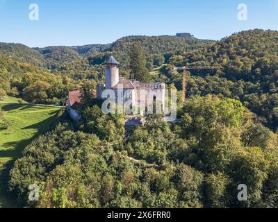Arlesheim, Suisse - 25 septembre 2023 : vue aérienne du château de Birseck, canton de Bâle-terre, Suisse Banque D'Images