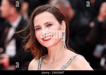 Cannes, France. 14 mai 2024. CANNES - 14 MAI : Virginie Ledoyen arrive à LA CÉRÉMONIE D'OUVERTURE et à la première de 'le Deuxie?me acte' lors de la 77e édition du Festival de Cannes le 14 mai 2024 au Palais des Festivals de Cannes, France. (Photo de Lyvans Boolaky/ÙPtertainment/Sipa USA) crédit : Sipa USA/Alamy Live News Banque D'Images