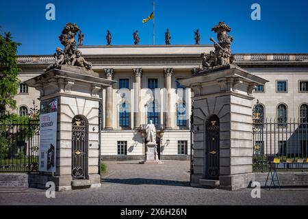 Berlin Mitte, Humboldt Universität HUB, Straße Unter den Linden - 15.05.2024 Berlin Banque D'Images