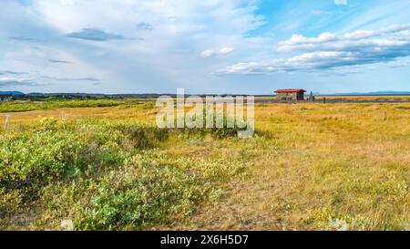 Cabane Thorsteinsskali et camping au milieu de nulle part, dans le désert volcanique le plus meurtrier des Highlands près d'Askja, Islande Banque D'Images