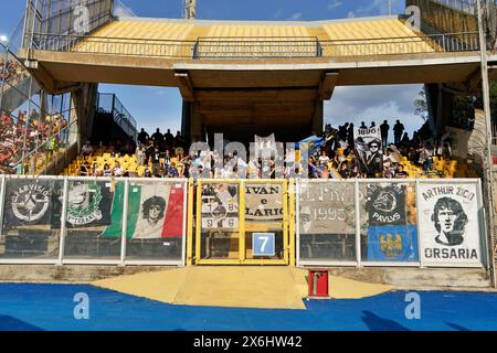 Lecce, Italie. 13 mai 2024. Supporters d'Udinese Calcio lors de l'US Lecce vs Udinese Calcio, match de football italien Serie A à Lecce, Italie, 13 mai 2024 crédit : Agence photo indépendante/Alamy Live News Banque D'Images