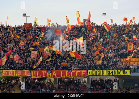 Lecce, Italie. 13 mai 2024. Supporters de l'US Lecce lors de l'US Lecce vs Udinese Calcio, match de football italien Serie A à Lecce, Italie, 13 mai 2024 crédit : Agence photo indépendante/Alamy Live News Banque D'Images