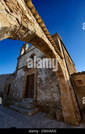 Italie, Sicile, Marzamemi (Province de Syracuse), ancienne église Banque D'Images