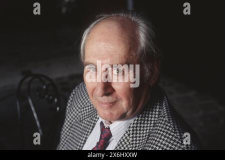 James Graham BALLARD (J.G. ou JG ou J G Ballard) - date : 19951001 ©John Foley/Opale.photo Banque D'Images