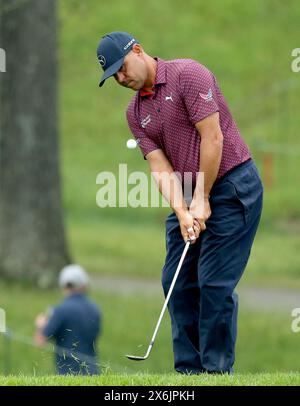 Louisville, États-Unis. 15 mai 2024. Gary Woodland se lance sur le dixième green lors de la troisième journée d’entraînement du Championnat PGA 2024 au Valhalla Golf course, le mercredi 15 mai 2024 à Louisville, Kentucky. Photo de John Sommers II/UPI crédit : UPI/Alamy Live News Banque D'Images