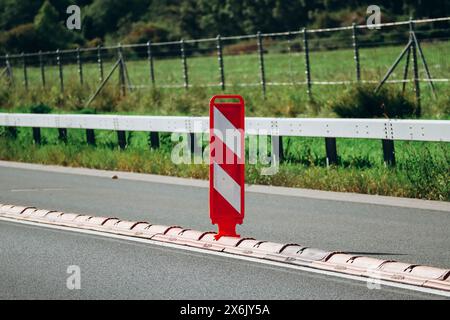 Séparateurs de voies mobiles sur autoroute en Suisse Banque D'Images