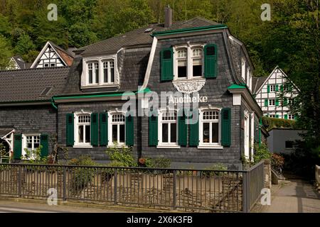 Maisons historiques à colombages à Unterburg, Solingen, Bergisches Land, Rhénanie du Nord-Westphalie Banque D'Images