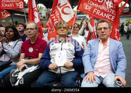 Paris, France. 15 mai 2024. Les gens assistent à la réunion du Parti communiste français (PCF) pour les élections européennes à Paris le 15 mai 2024. Photo Raphael Lafargue/ABACAPRESS. COM Credit : Abaca Press/Alamy Live News Banque D'Images