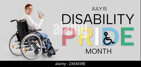 Jeune homme en fauteuil roulant sur fond clair. Bannière pour Disability Pride Month Banque D'Images