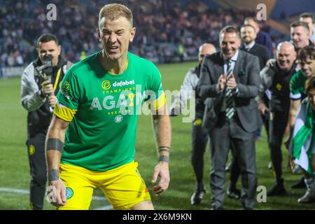 15 mai 2024. Kilmarnock, Royaume-Uni. Le Celtic remporte son 12e titre de premier ministre écossais après avoir battu Kilmarnock par 5 buts à 0. Les marqueurs pour Celtic étaient : A. Idah, 5 minutes. D Maeda, 12 min. J Forrest, 35 minutes et M O'Riley 51 et 71 minutes. La victoire donne 3 points au Celtic et les place au-dessus de leurs rivaux les plus proches, les Rangers qui ne sont pas en mesure de battre les points de ligue du Celtic. La victoire sur le terrain natal de Kilmarnock, Rugby Park, a permis au Celtic d'avoir une célébration à la fin du match, avec des célébrations spéciales pour Joe Hart, le gardien de but du Celtic qui prend sa retraite à la fin de la saison. Banque D'Images