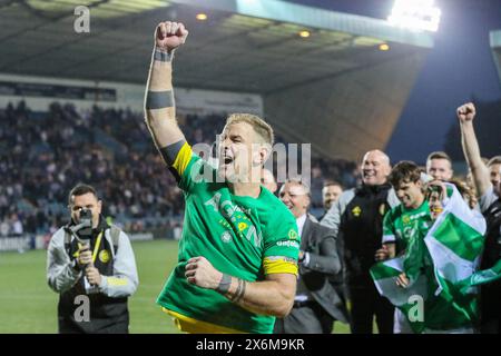 15 mai 2024. Kilmarnock, Royaume-Uni. Le Celtic remporte son 12e titre de premier ministre écossais après avoir battu Kilmarnock par 5 buts à 0. Les marqueurs pour Celtic étaient : A. Idah, 5 minutes. D Maeda, 12 min. J Forrest, 35 minutes et M O'Riley 51 et 71 minutes. La victoire donne 3 points au Celtic et les place au-dessus de leurs rivaux les plus proches, les Rangers qui ne sont pas en mesure de battre les points de ligue du Celtic. La victoire sur le terrain natal de Kilmarnock, Rugby Park, a permis au Celtic d'avoir une célébration à la fin du match, avec des célébrations spéciales pour Joe Hart, le gardien de but du Celtic qui prend sa retraite à la fin de la saison. Banque D'Images