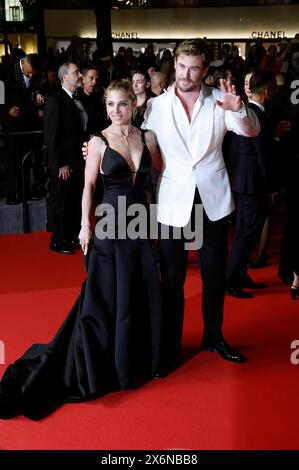 Elsa Pataky mit Ehemann Chris Hemsworth nach der Premiere des Kinofilms 'Furiosa : a Mad Max Saga' auf dem Festival de Cannes 2024 / 77. Internationale Filmfestspiele von Cannes im Palais des Festivals. Cannes, 15.05.2024 Banque D'Images