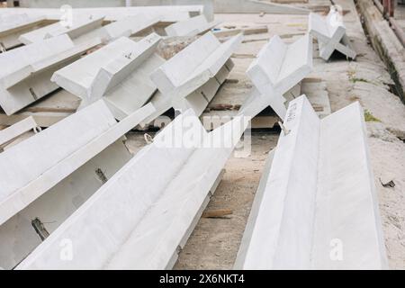 Usine de fabrication de moulage de béton préfabriqué, produits de ciment grande industrie d'affaires de chantier de construction. Banque D'Images