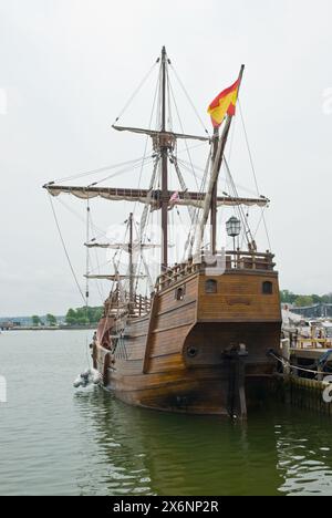 Navire NAO Trinidad. Une réplique du navire commandé par Ferdinand Magellan. Amarré à Plymouth, ma, États-Unis Banque D'Images