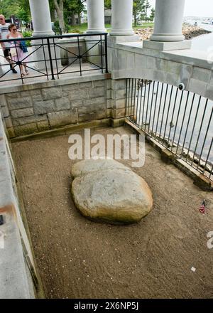 Plymouth Rock. Daté de 1620. Lieu de débarquement symbolique du navire pèlerin Mayflower. Plymouth, ma, États-Unis Banque D'Images