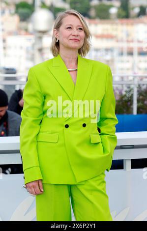 Trine Dyrholm beim Photocall zum Kinofilm Pigen Med nalen / la fille à l'aiguille auf dem Festival de Cannes 2024 / 77. Internationale Filmfestspiele von Cannes am Palais des Festivals. Cannes, 16.05.2024 *** Trine Dyrholm au Photocall pour le long métrage Pigen Med nalen la fille à l'aiguille au Festival de Cannes 2024 77 Festival International du film de Cannes au Palais des Festivals Cannes, 16 05 2024 Foto:xD.xBedrosianx/xFuturexImagex nalen 4533 Banque D'Images