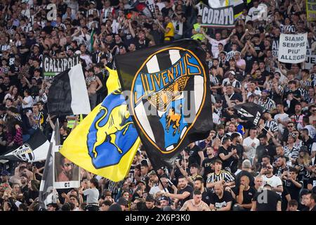 Rome, Italie. 15 mai 2024. Supporters de la Juventus FC lors de la Coupe d'Italie, Coppa Italia, finale de football entre Atalanta BC et Juventus FC le 15 mai 2024 au Stadio Olimpico à Rome, Italie - photo Morgese-Rossini/DPPI crédit : DPPI Media/Alamy Live News Banque D'Images