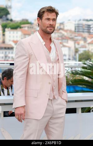 Chris Hemsworth beim Photocall zum Kinofilm Furiosa : a Mad Max Saga auf dem Festival de Cannes 2024 / 77. Internationale Filmfestspiele von Cannes am Palais des Festivals. Cannes, 16.05.2024 *** Chris Hemsworth au Photocall pour le film Furiosa A Mad Max Saga au Festival de Cannes 2024 77 Festival International du film de Cannes au Palais des Festivals Cannes, 16 05 2024 Foto:xD.xBedrosianx/xFuturexImagex furiosa call 4559 Banque D'Images