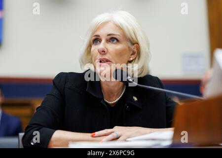 Washington, États-Unis. 15 mai 2024. Jennifer Homendy, présidente du Bureau national de la sécurité des transports, témoigne lors d’une audience du Comité des transports et de l’infrastructure de la Chambre sur l’effondrement du pont Francis Scott Key, sur Capitol Hill, à Washington, DC, États-Unis, le mercredi 15 mai 2024. Photo Aaron Schwartz/CNP/ABACAPRESS. COM Credit : Abaca Press/Alamy Live News Banque D'Images