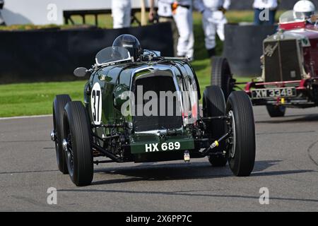 Jonathan Lupton, Aston Martin Team car LM4, Grover Williams Trophy, vingt minutes de course pour les Grand Prix d'avant-guerre, principalement de 1920 à 1931 Banque D'Images