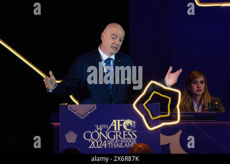 Bangkok, Thaïlande. 16 mai 2024. Gianni Infantino, président de la FIFA, prend la parole lors du 34e Congrès de l'AFC à Bangkok. Le 34ème Congrès de l'AFC s'est tenu à Bangkok pour élire deux nouveaux membres au Comité exécutif de l'AFC pour le reste du mandat 2023 à 2027, y compris pour remettre les AFC Lifetime Achievement Awards. Crédit : SOPA images Limited/Alamy Live News Banque D'Images