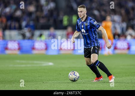 Rome, Italie. 15 mai 2024. Le milieu de terrain néerlandais d'Atalanta, Teun Koopmeiners, contrôle le ballon lors de la finale de la Coupe d'Italie entre l'Atalanta et la Juventus au Stadio Olimpico le 15 mai 2024 à Rome, en Italie. Crédit : Agence photo indépendante/Alamy Live News Banque D'Images