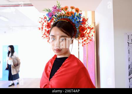 L'HISTOIRE DE LA PIERRE MARITINE ÉCHOS ORGANISÉ PAR SECTION CULTURELLE , AMBASSADE DE CHINE AU ROYAUME-UNI OUVRE SES PORTES AU PUBLIC MAI 16-19 DANS LE CADRE DE LA SEMAINE ARTISANALE DE LONDRES ENTRÉE GRATUITE 11H - 18H ... Banque D'Images