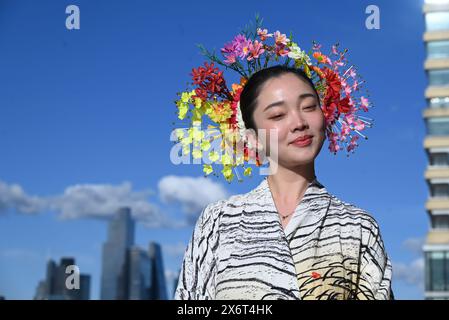 L'HISTOIRE DE LA PIERRE MARITINE ÉCHOS ORGANISÉ PAR SECTION CULTURELLE , AMBASSADE DE CHINE AU ROYAUME-UNI OUVRE SES PORTES AU PUBLIC MAI 16-19 DANS LE CADRE DE LA SEMAINE ARTISANALE DE LONDRES ENTRÉE GRATUITE 11H - 18H ... Banque D'Images