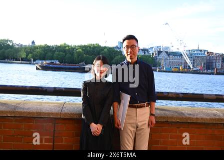 L'HISTOIRE DE LA PIERRE MARITINE ÉCHOS ORGANISÉ PAR SECTION CULTURELLE , AMBASSADE DE CHINE AU ROYAUME-UNI OUVRE SES PORTES AU PUBLIC MAI 16-19 DANS LE CADRE DE LA SEMAINE ARTISANALE DE LONDRES ENTRÉE GRATUITE 11H - 18H ... Banque D'Images