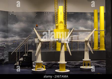 06.10.2017, BREMERHAVEN, ALLEMAGNE : architecture moderne de la maison climatique Klimahaus à Bremerhaven, Allemagne Banque D'Images