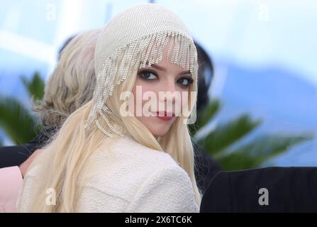 Cannes, France. 16 mai 2024. Anya Taylor-Joy assiste au Photocall 'Furiosa : a Mad Max Saga' (Furiosa : une Saga Mad Max) au 77e Festival de Cannes au Palais des Festivals le 16 mai 2024 à Cannes, France. Photo : DGP/imageSPACE/SIPA USA crédit : SIPA USA/Alamy Live News Banque D'Images