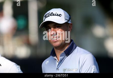 Louisville, États-Unis. 16 mai 2024. Keegan Bradley sourit à The Crowed lors de la première manche du Championnat PGA 2024 au Valhalla Golf course le jeudi 16 mai 2024 à Louisville, Kentucky. Photo de John Sommers II/UPI crédit : UPI/Alamy Live News Banque D'Images
