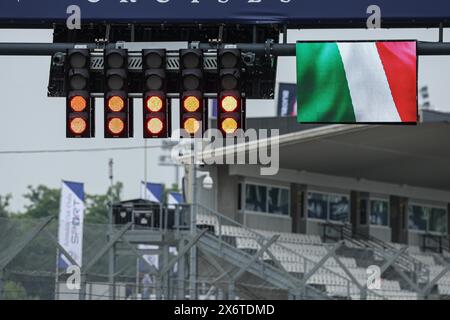 Imola, Italie. 16 mai 2024. Drapeau, drapeau lors de la formule 1 MSC Cruises Gran Premio del Made in Italy e Dell'Emilia-Romagne 2024, 7ème manche du Championnat du monde de formule 1 2024 du 17 au 19 mai 2024 sur l'Autodromo Enzo e Dino Ferrari, à Imola, Italie - photo Florent Gooden/DPPI crédit: DPPI Media/Alamy Live News Banque D'Images