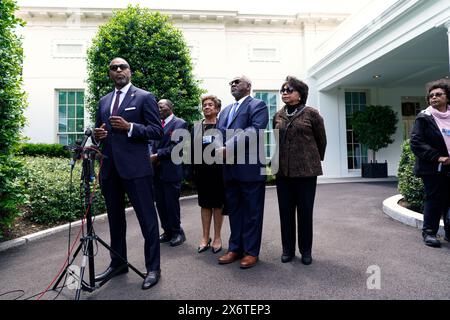 Washington, États-Unis. 16 mai 2024. Les demandeurs Brown v. Board of Education parlent aux membres des médias après avoir rencontré le président Joe Biden à la Maison Blanche à Washington le jeudi 16 mai 2024. Photo de Yuri Gripas/UPI crédit : UPI/Alamy Live News Banque D'Images