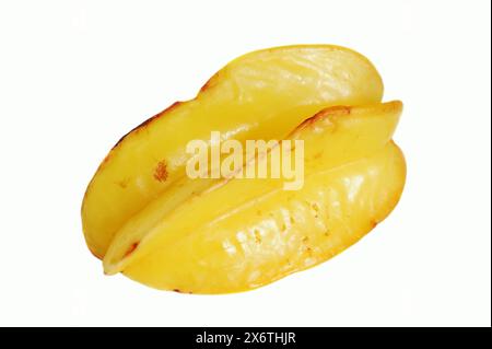 Fruit étoilé ou carambola (Averrhoa carambola), fruit sur fond blanc Banque D'Images