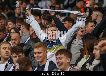 Leeds, Royaume-Uni. 16 mai 2024. Les fans de Leeds chantent avant le match lors de la demi-finale du Sky Bet Championship second Leg Leeds United vs Norwich City à Elland Road, Leeds, Royaume-Uni, le 16 mai 2024 (photo par Mark Cosgrove/News images) à Leeds, Royaume-Uni le 16/05/2024. (Photo de Mark Cosgrove/News images/SIPA USA) crédit : SIPA USA/Alamy Live News Banque D'Images